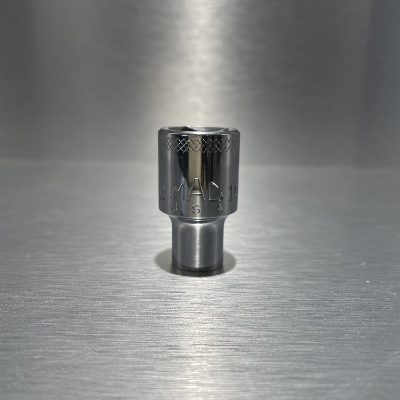 �}�b�N�c�[���Y 1/2"�h���C�u ���g���b�N �X�^���_�[�h�\�P�b�g 12�p 10mm | V210MMR�@MAC TOOLS